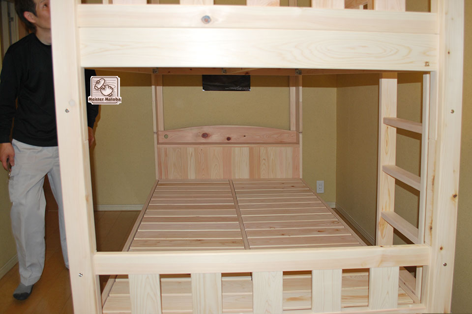 突っ張り付きセミダブル二段ベッド