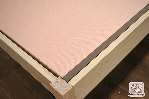 無垢ひのき和紙畳ベッド　ヘッドバック補強と上に棚板