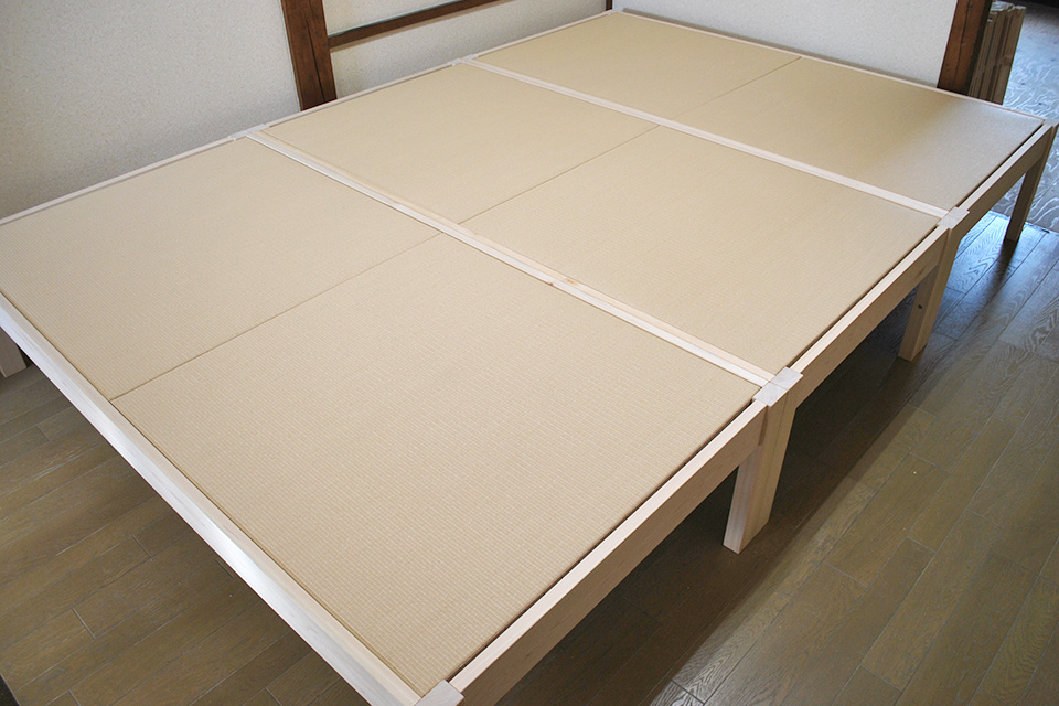 明るい和紙畳ベッド３台連結で広い畳の空間　1811004
