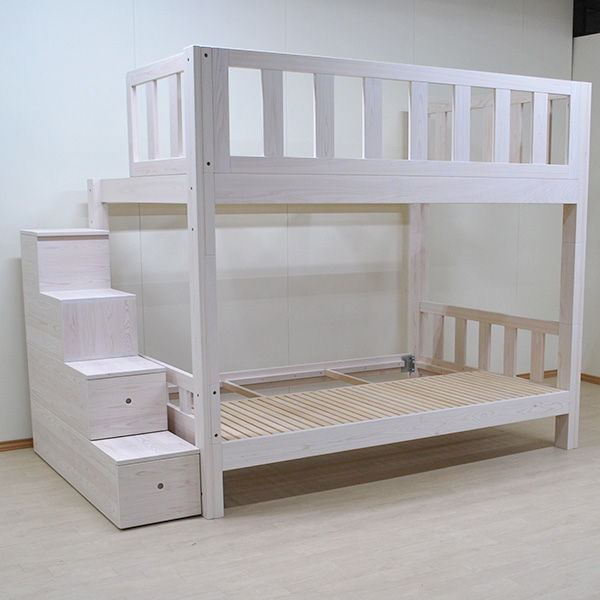 ひのきダブルサイズの二段ベッドと収納付き階段　1910042 https://www.hinoki-bed.net/orderbed/2019/12/1910042.html 