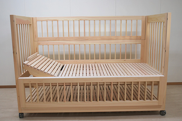 木製ひのき介護ベッド・訓練ベッド・大きいベビーベッド