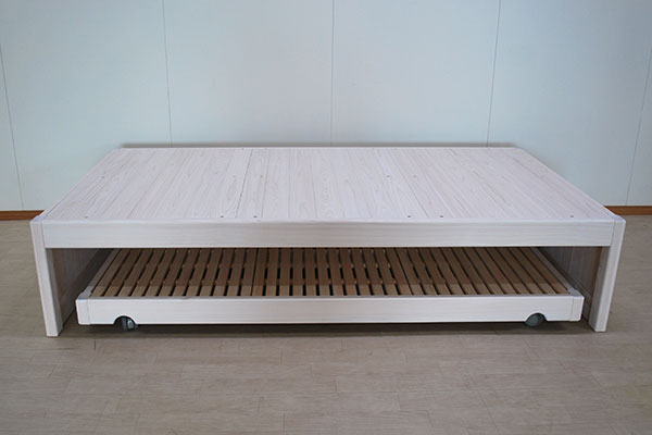 寝台部分フローリングのセミダブルサイズの親子ベッド　2209038