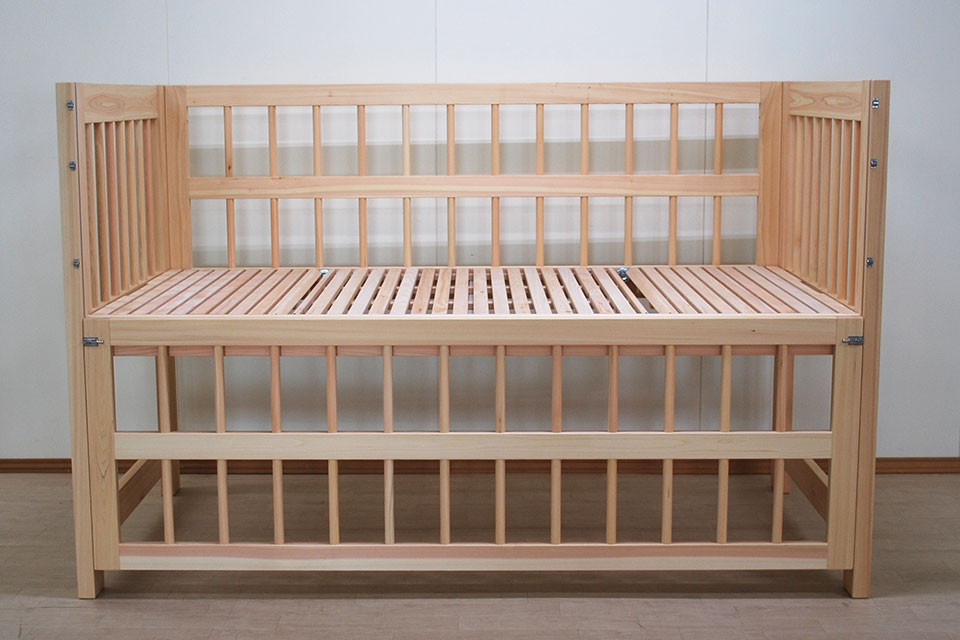 無垢ひのき木製特殊寝台　訓練ベッド柵高さ60cm2304033