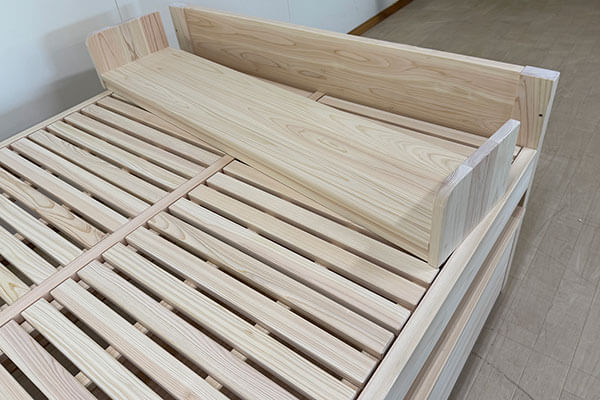 セミダブルロングベッドと置き式棚のオーダーとベッド下収納ボックス2505057