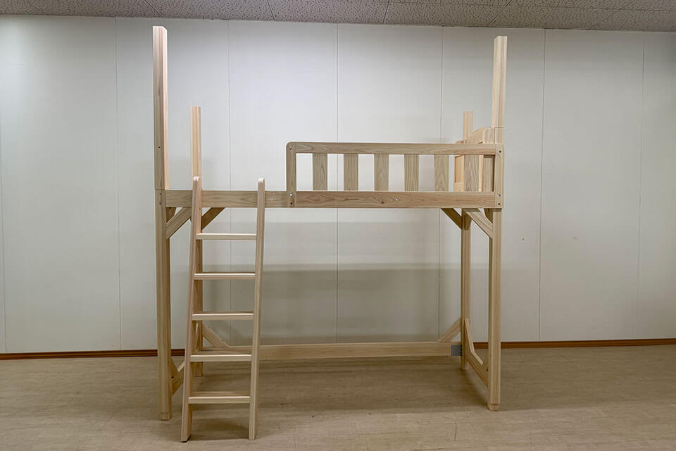 設置場所に合わせたセミシングルロフトベッド｜奥行調整棚と天井突っ張り対応 2507007