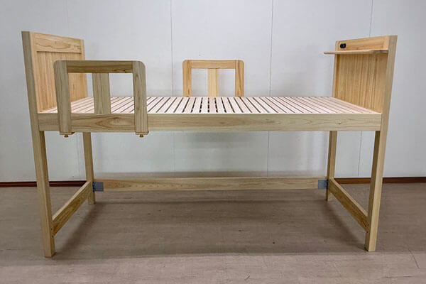 新築の桧の家に合わせたロフトベッド|大人も安心して使える高さ 2507011