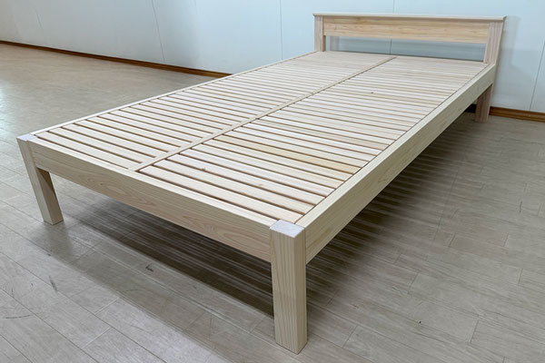 国産ひのきちょっと置ける棚板付きベッド セミダブル