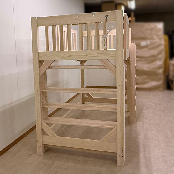 天井高さ225cmに合わせて設計した本棚付きオーダーロフトベッド 2510008