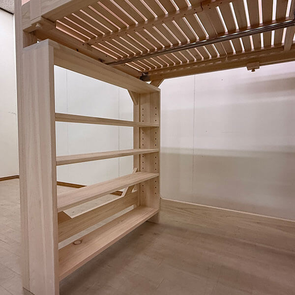 天井高さ225cmに合わせて設計した本棚付きオーダーロフトベッド 2510008