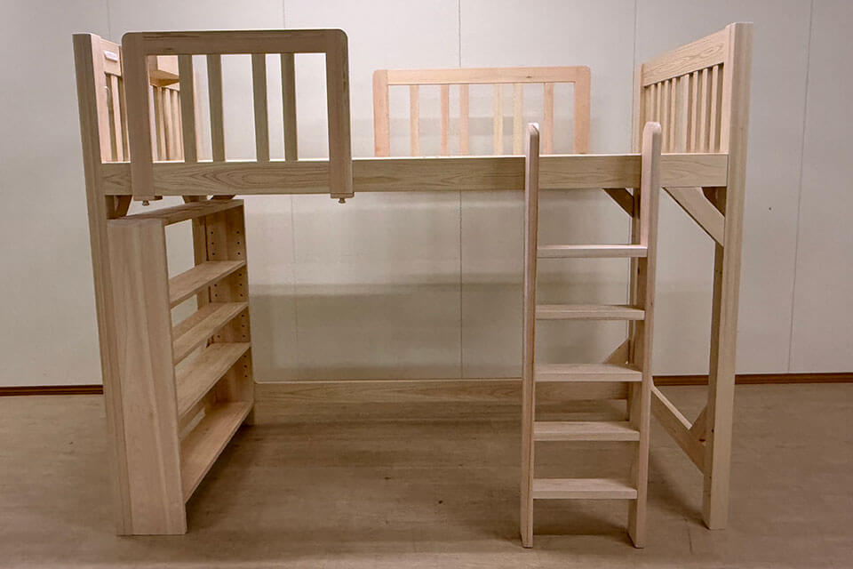 天井高さ225cmに合わせて設計した本棚付きオーダーロフトベッド 2510008